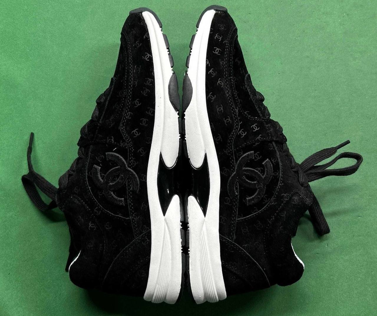  Chanel shoes