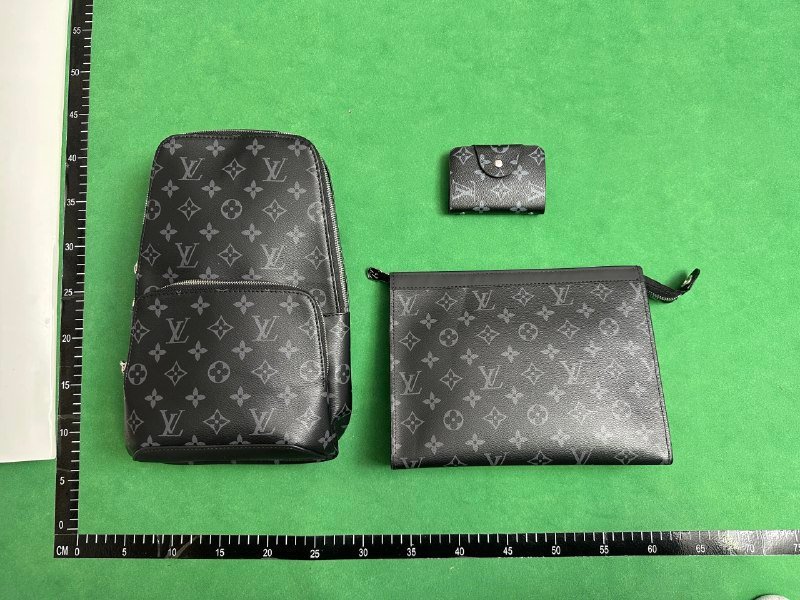 LV Dior bag set ( 22 + styles)