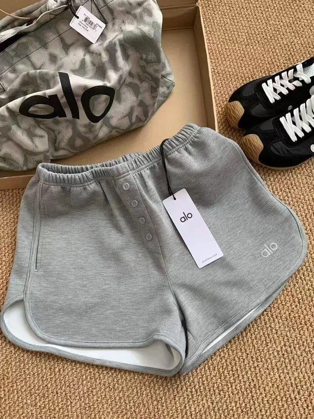  ALO shorts