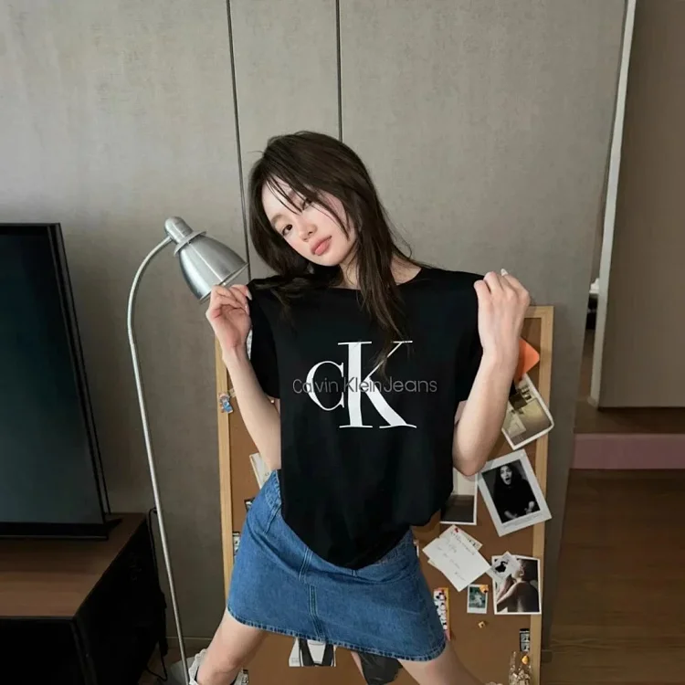  CK TEE