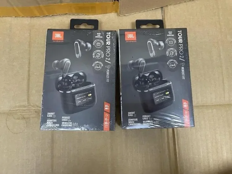   JBL Tour Pro 2
