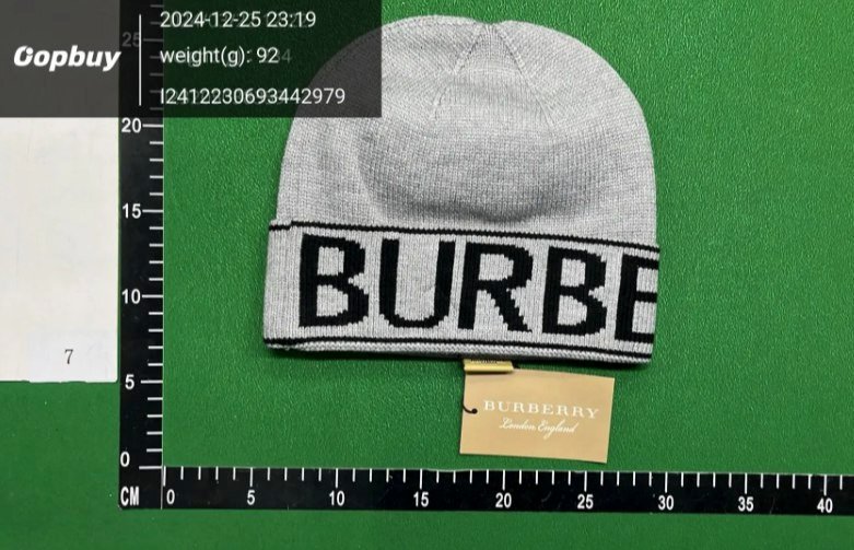  Burberry Beanie