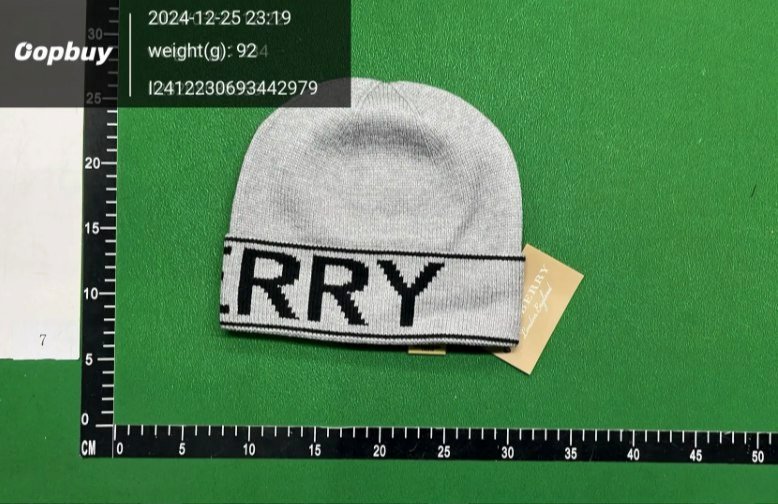  Burberry Beanie