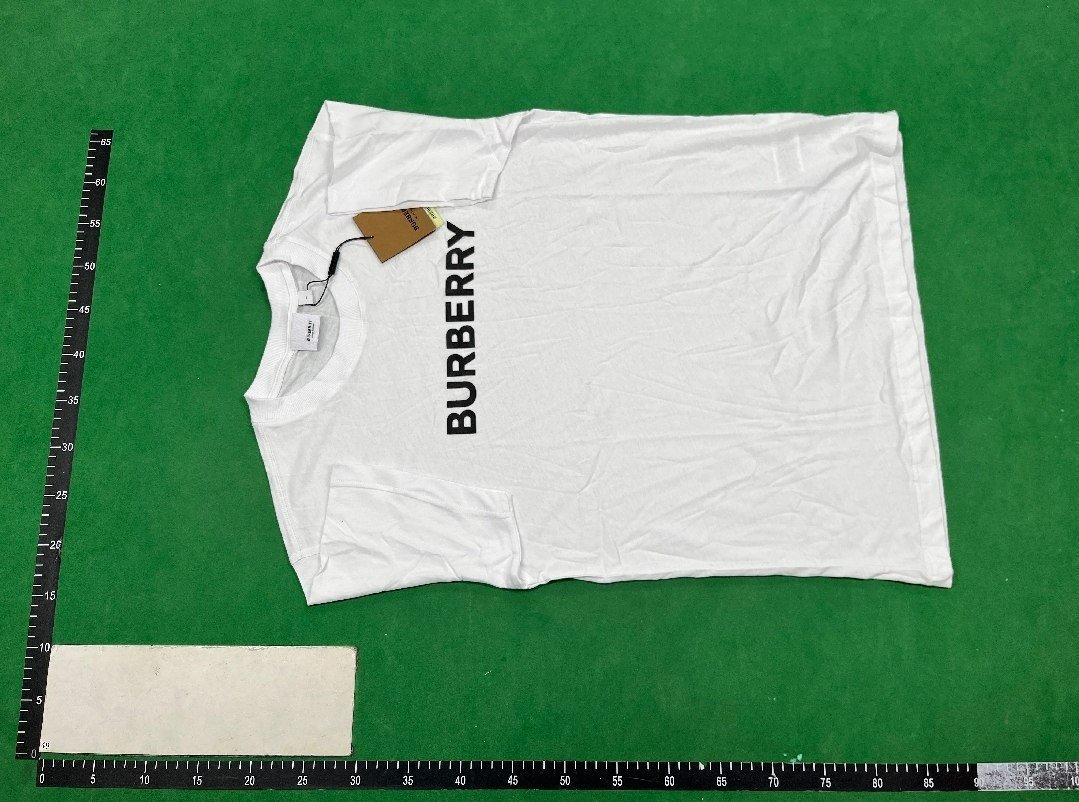 Burberry t-shirts 