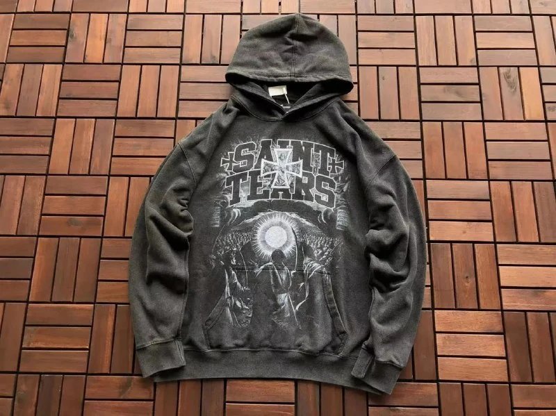 SAINT Hoodie  