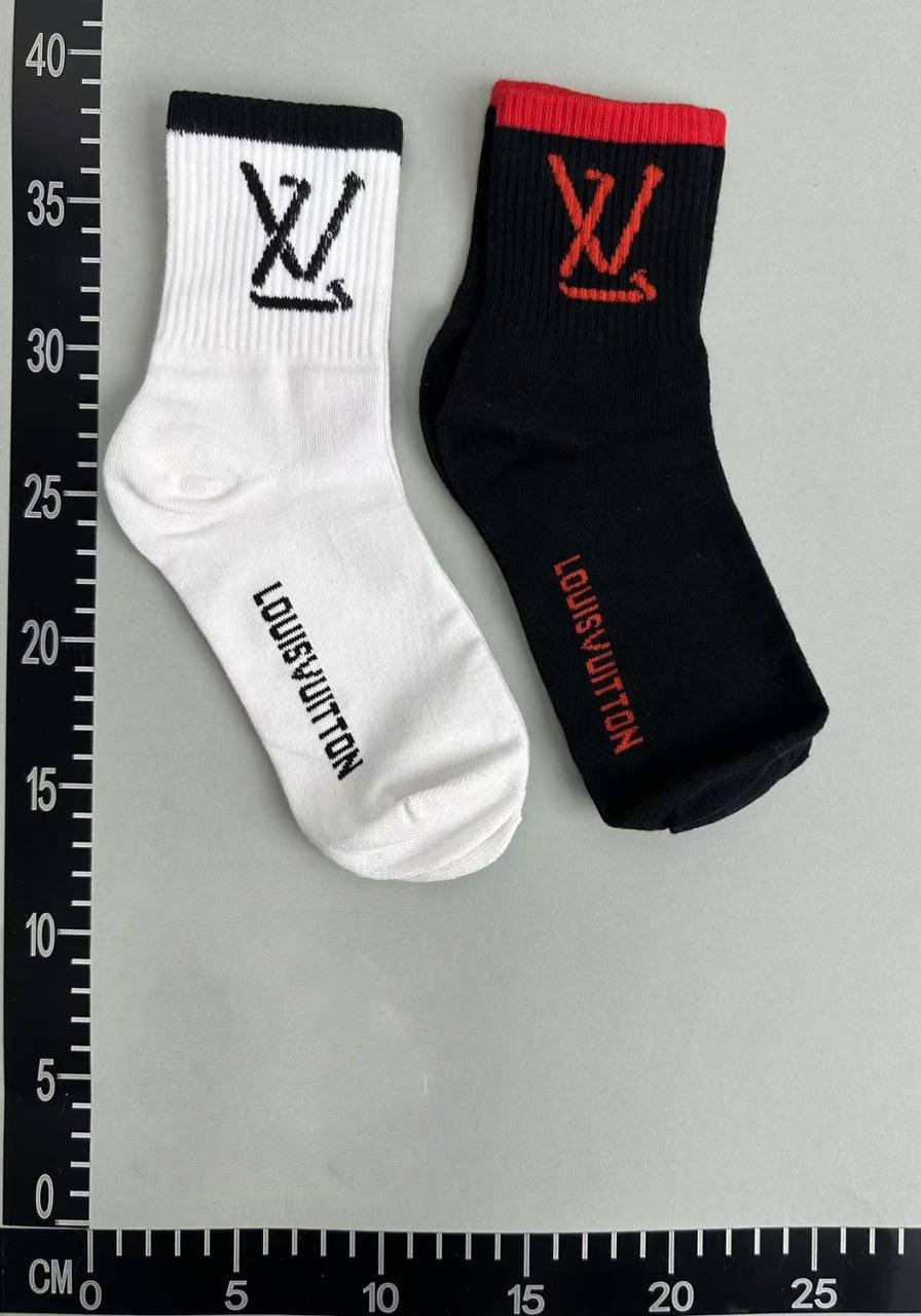 LOUIS VUITTON Socks