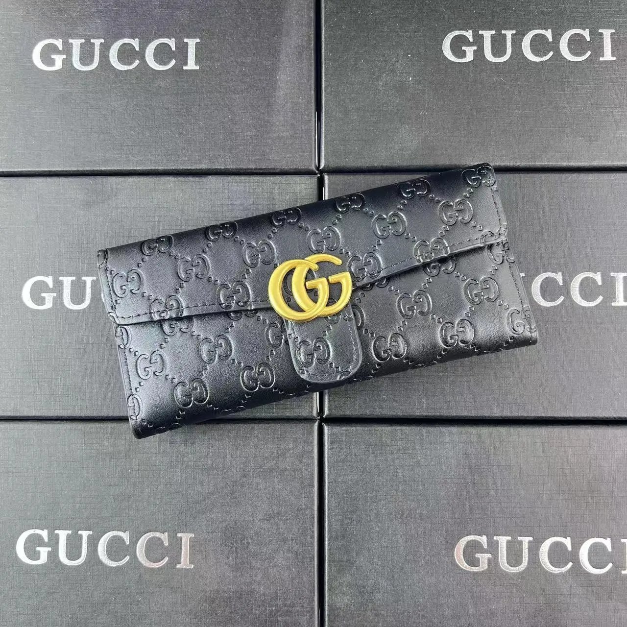  Gucci Wallet