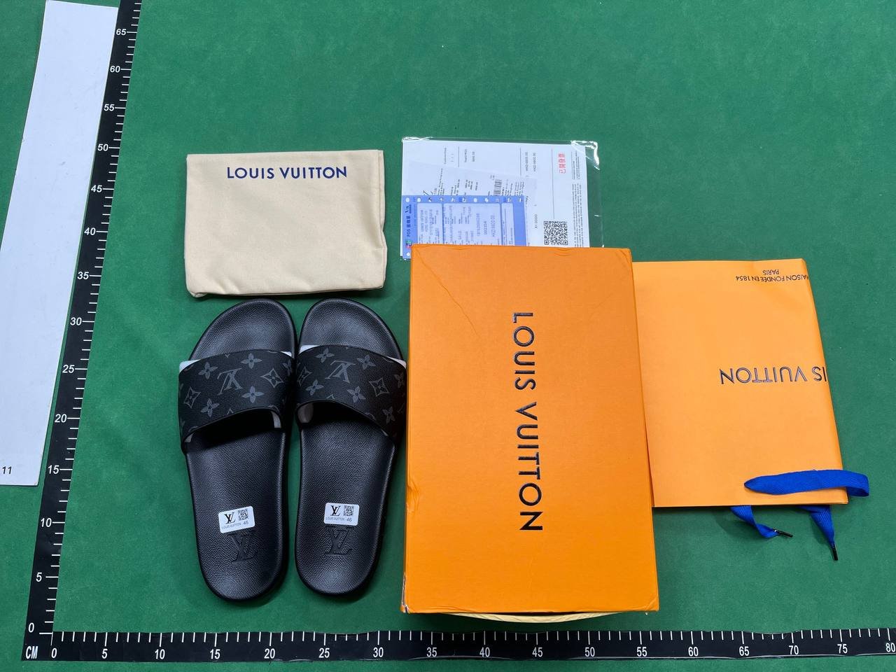 LOUIS VUITTON SLIDES