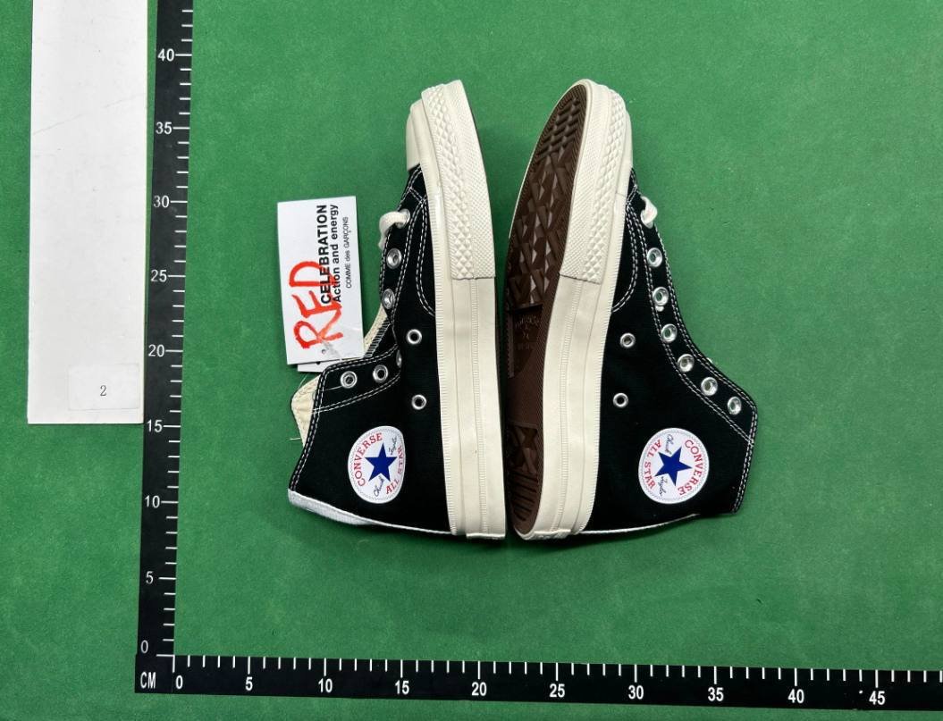 CONVERSE PLAY