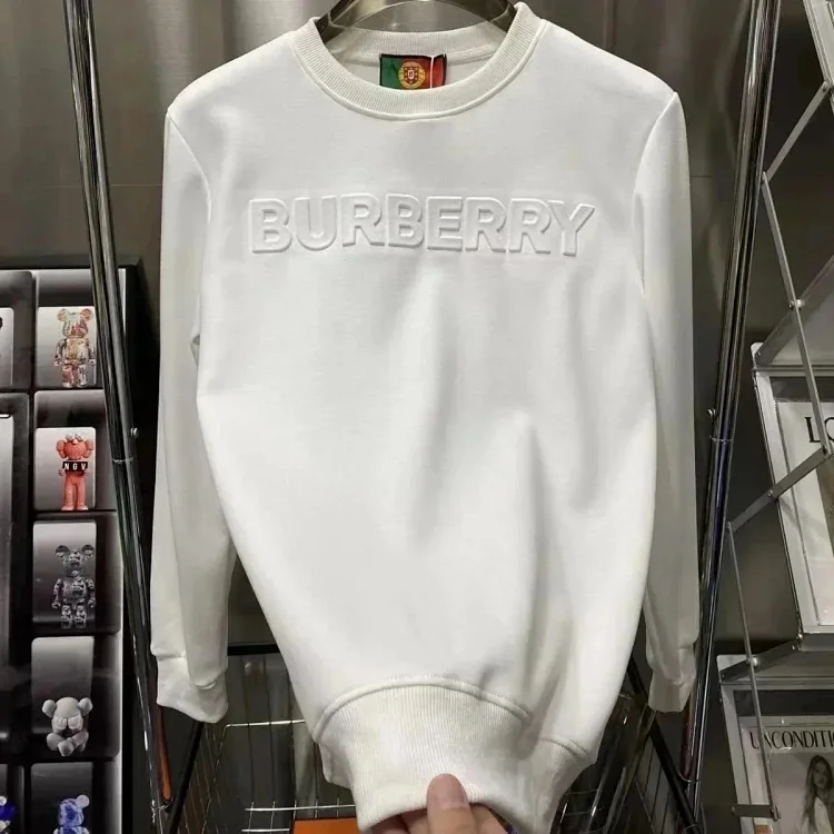 BURBERRY T-shirt