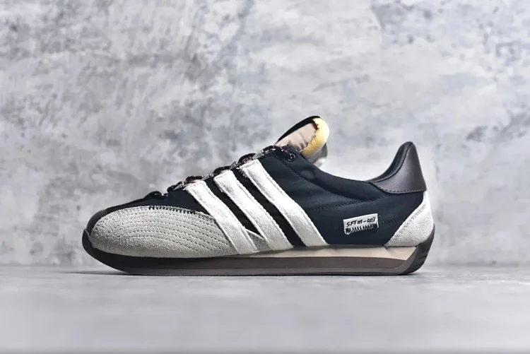 adidas Originals SFT