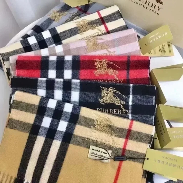 Burberry Scarf(8sty