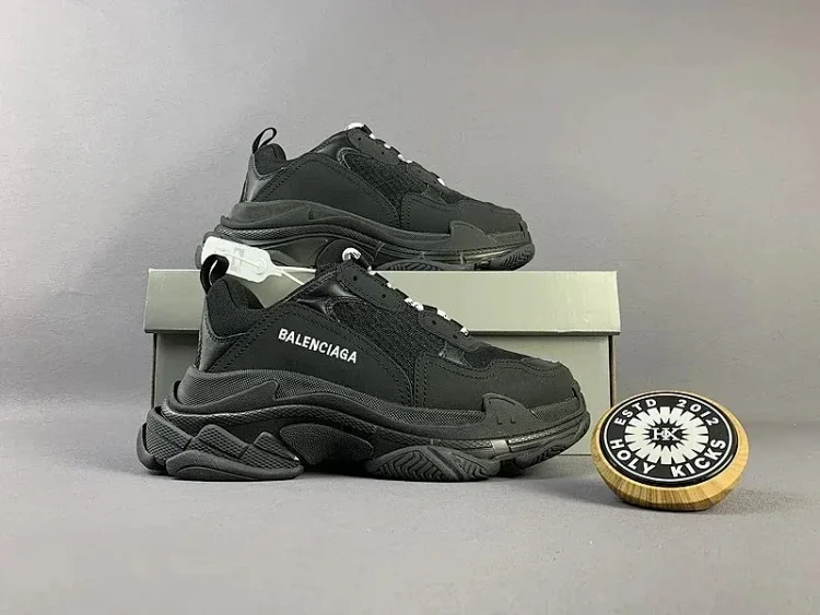 Balenciaga Triple S