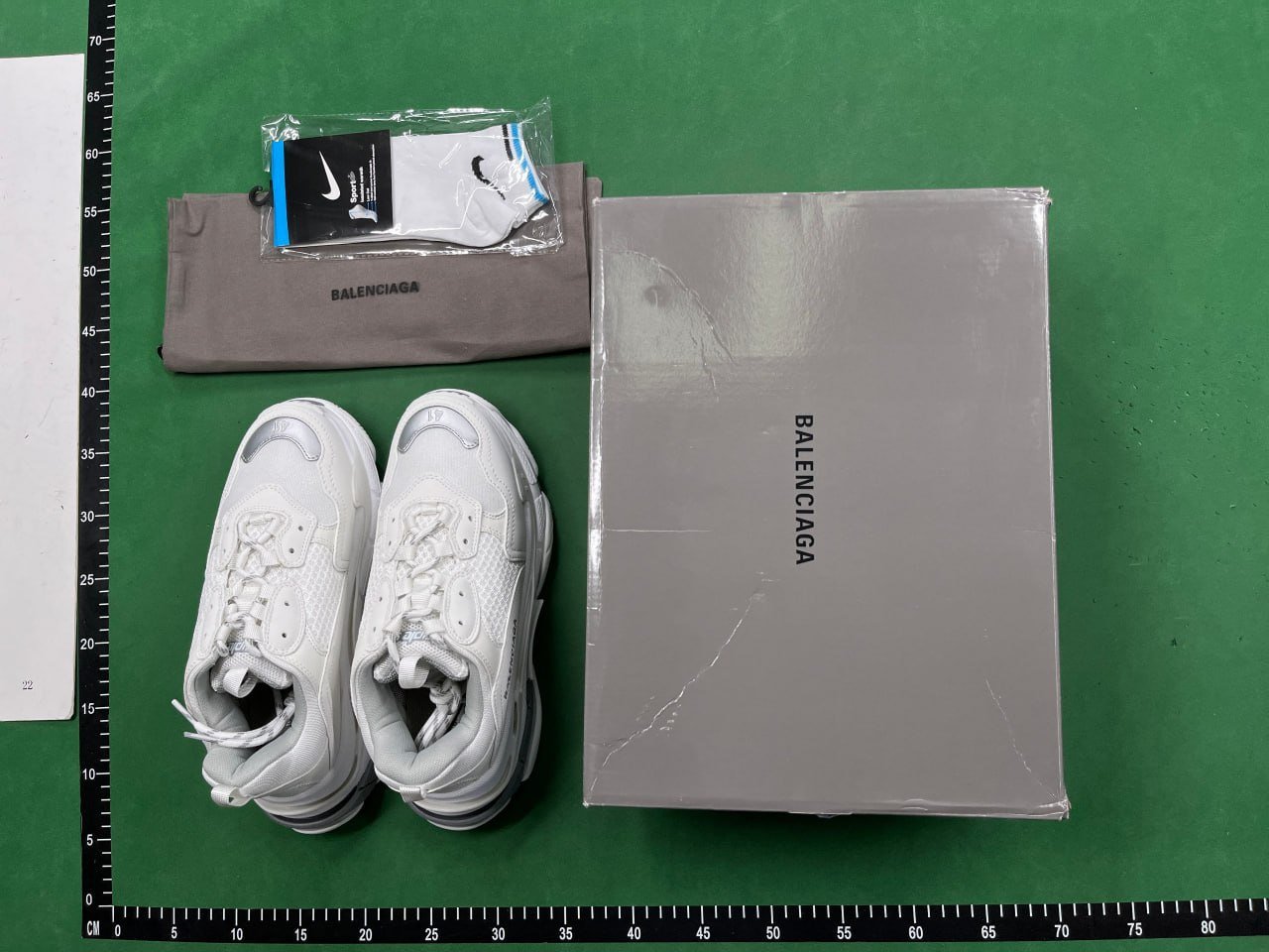  Balenciaga Track    