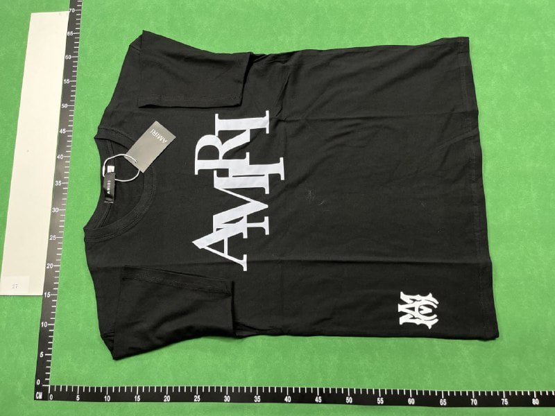  Amiri tee   (40 CP)