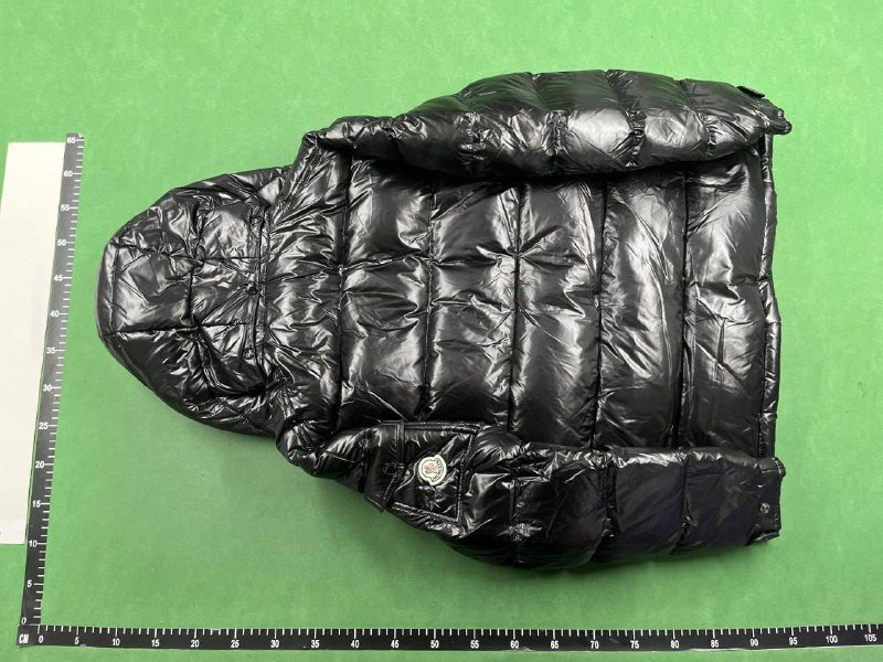 moncler down jacket NFC (12+)