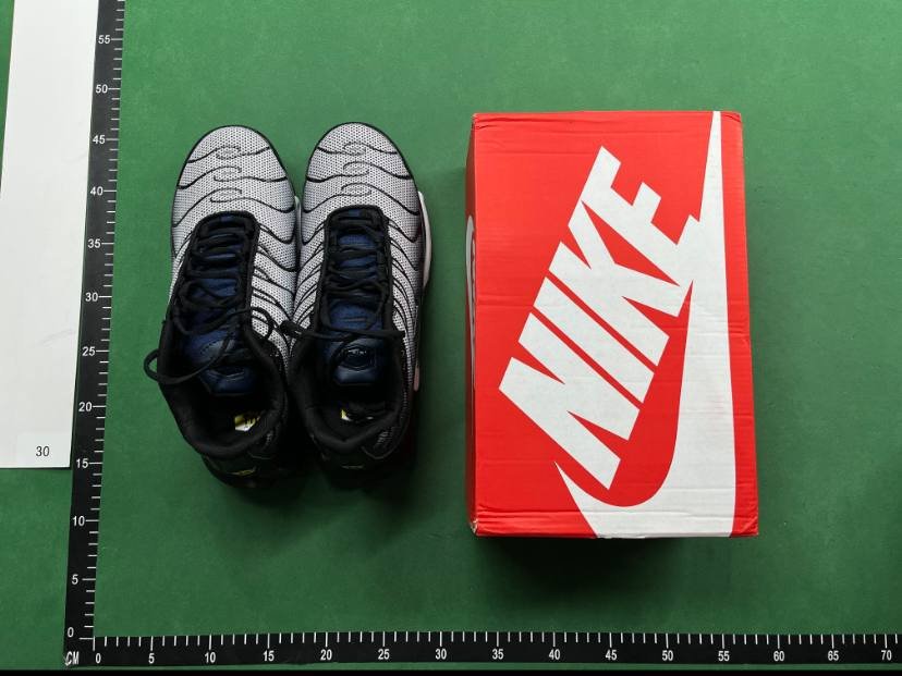  nike tn  ( 40 colors )