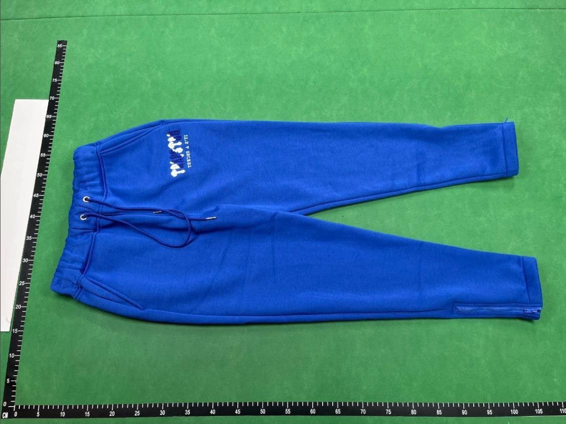  Trapstar suit  (39 CP)