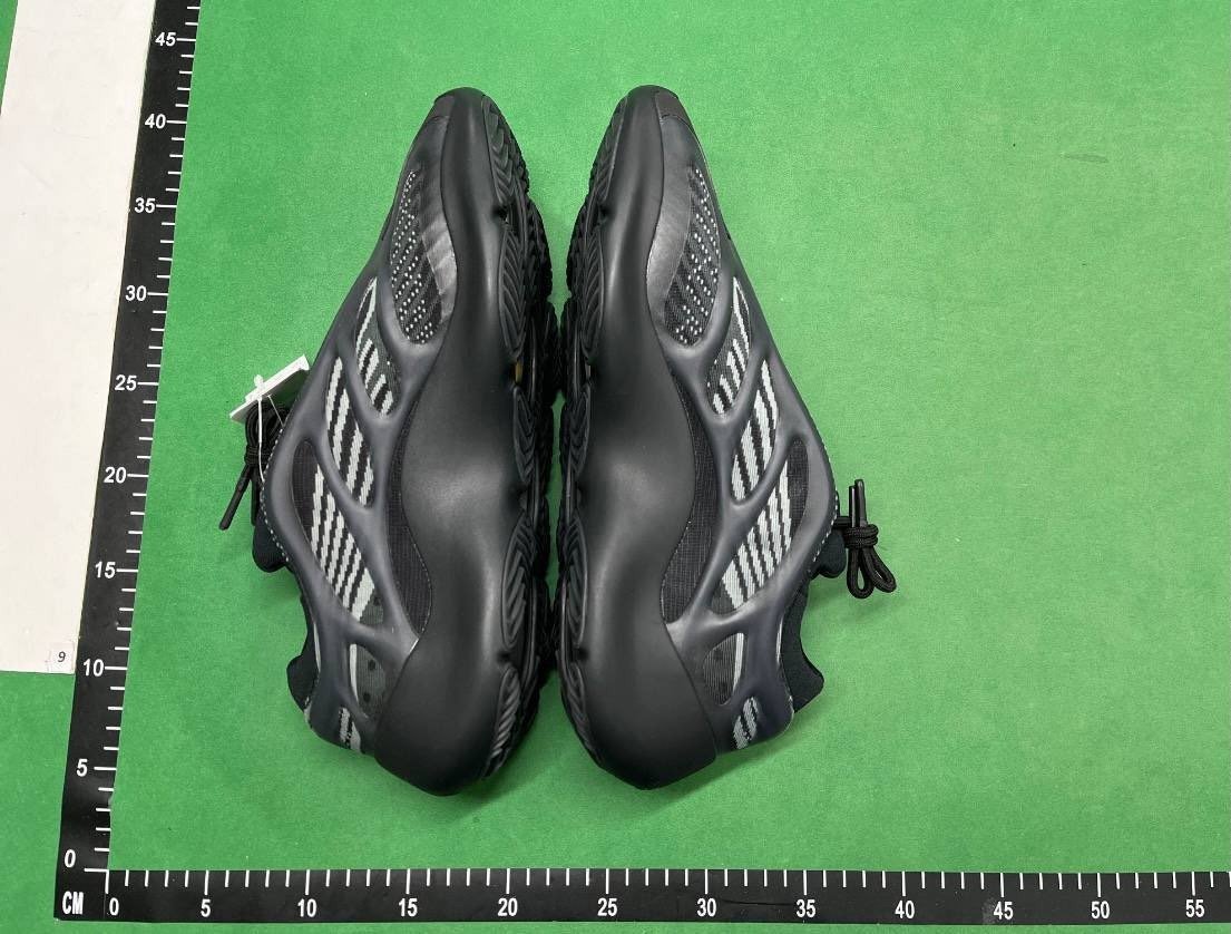 adidas Yeezy 700 V3 (9 colors)