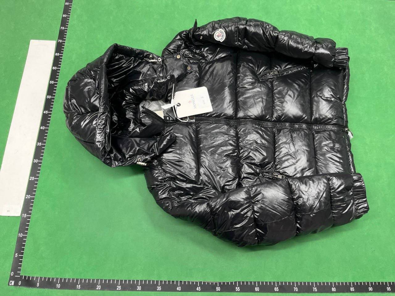Moncler down NFC