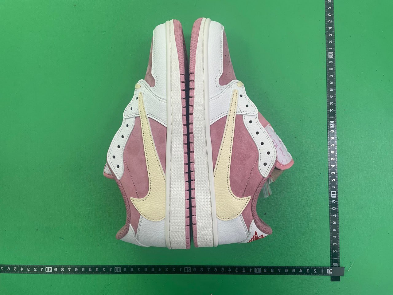 Travis Scott x Air Jordan 1（16style