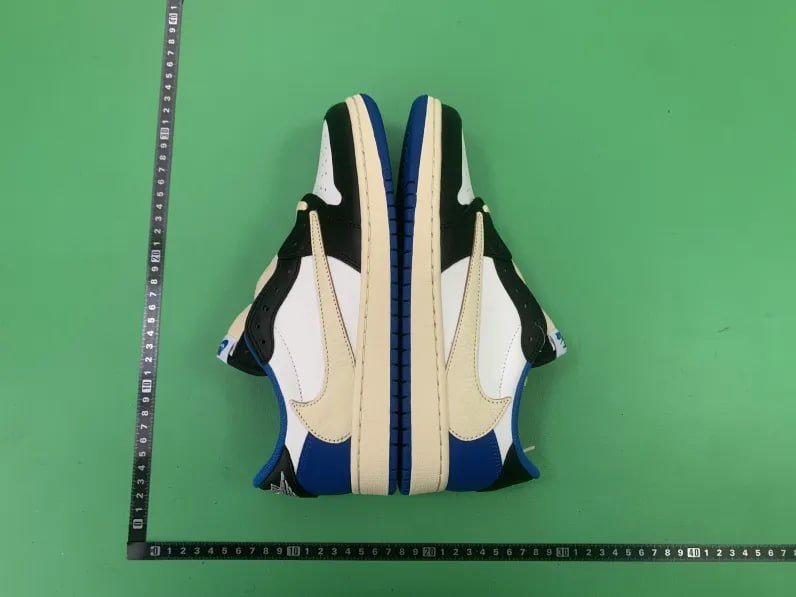 Travis Scott x Air Jordan 1（16style