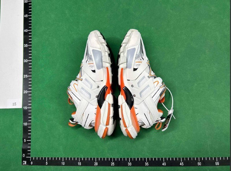 Balenciaga shoes (36 CP)