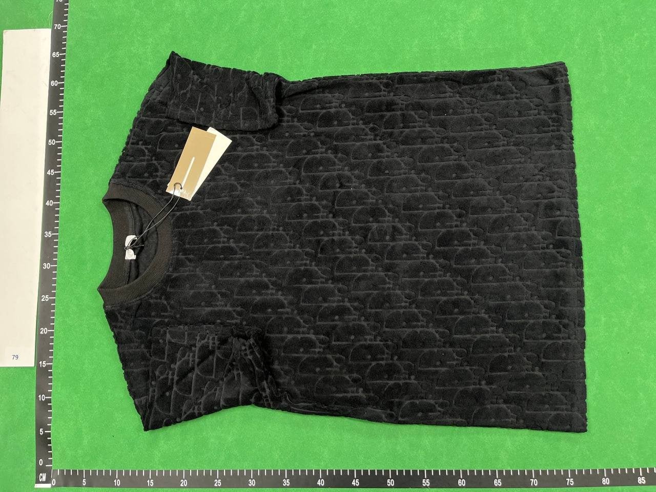 Dior T-shirt (40 CP)