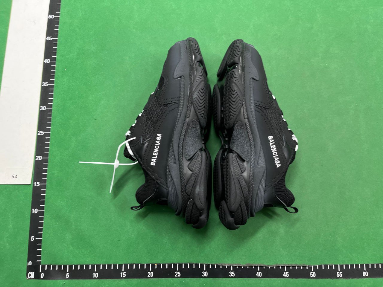 Balenciaga Track ( 32 style OG