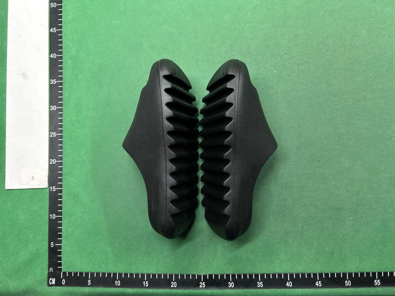  Yeezy Slide（7style