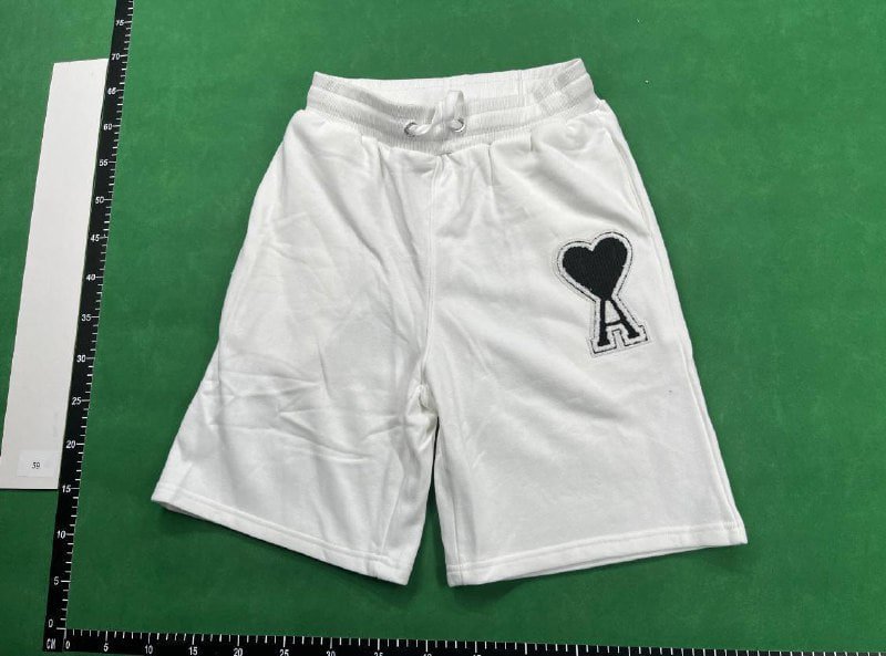  Ami shorts (28 CP)