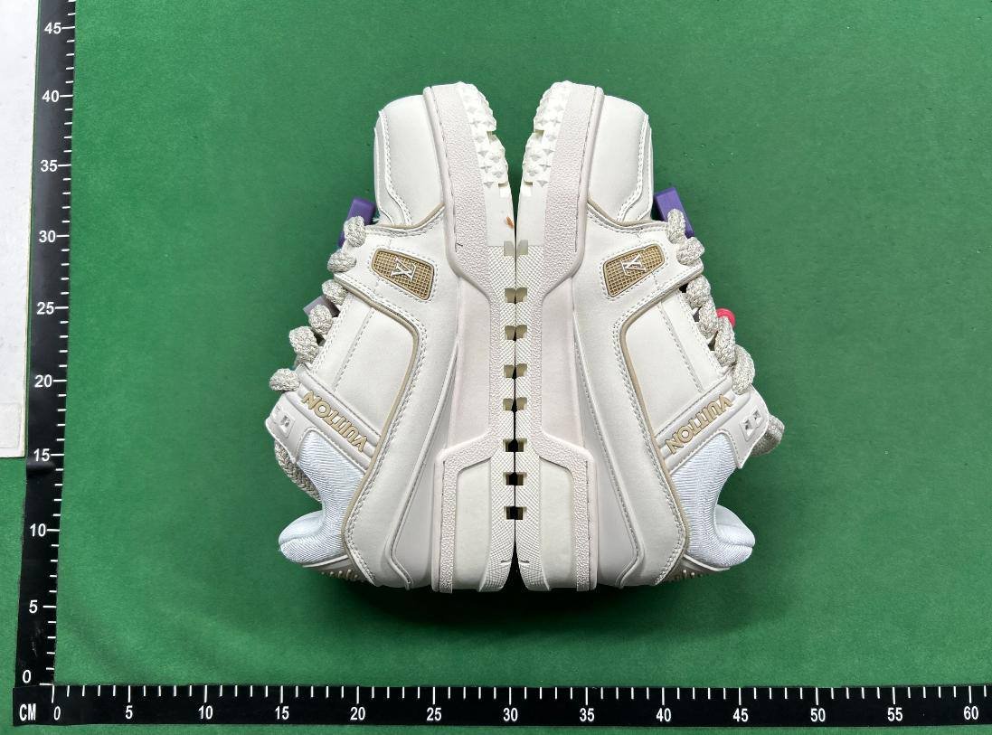 LOUIS VUITTON Trainer