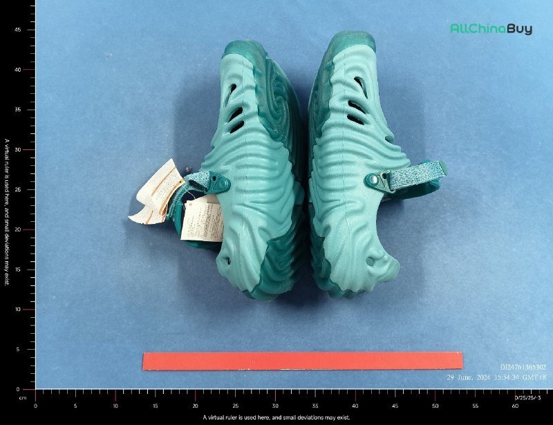 Original Salehe Bebury × Crocs