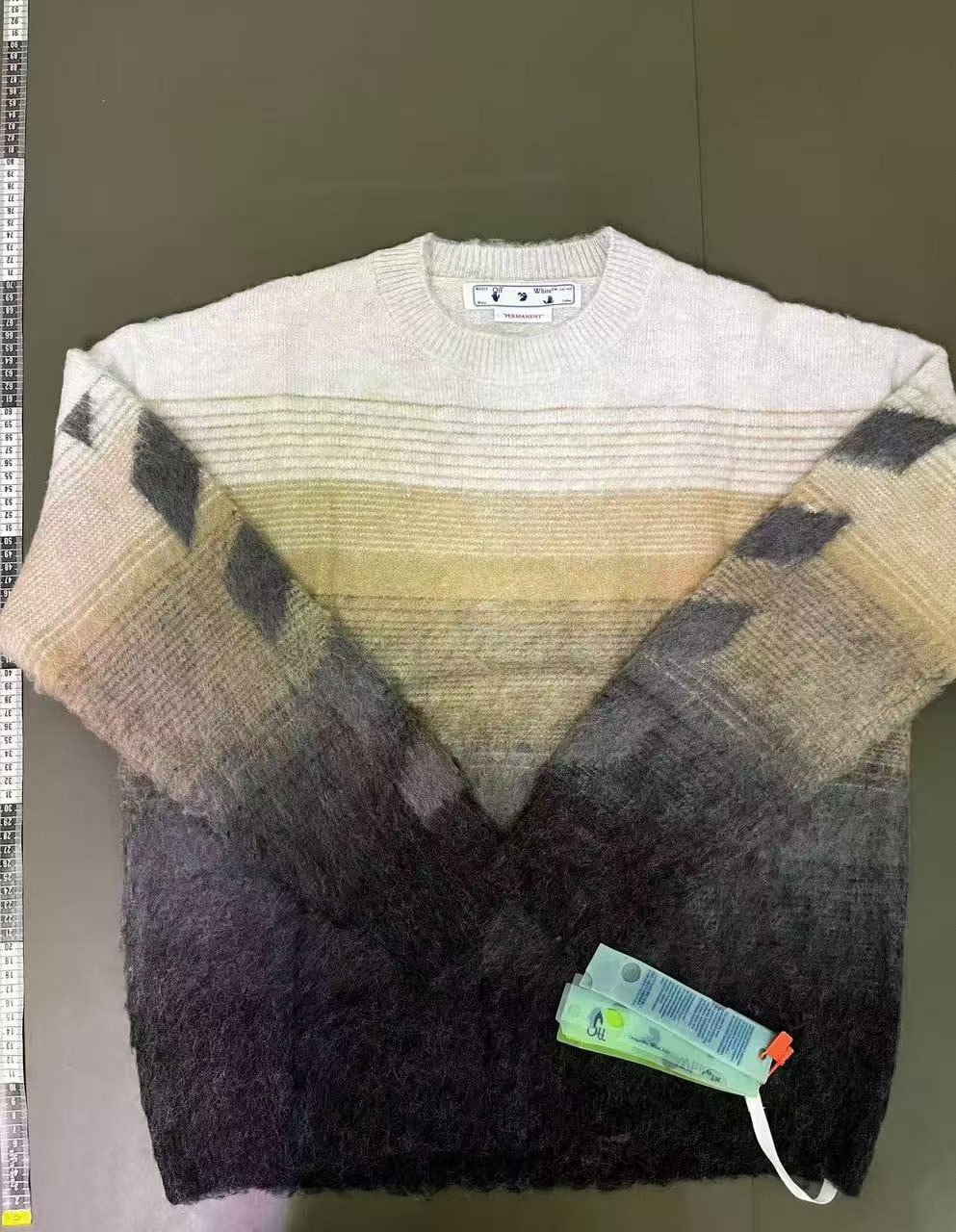 Article:Patagonia Fleece Sweatshirt