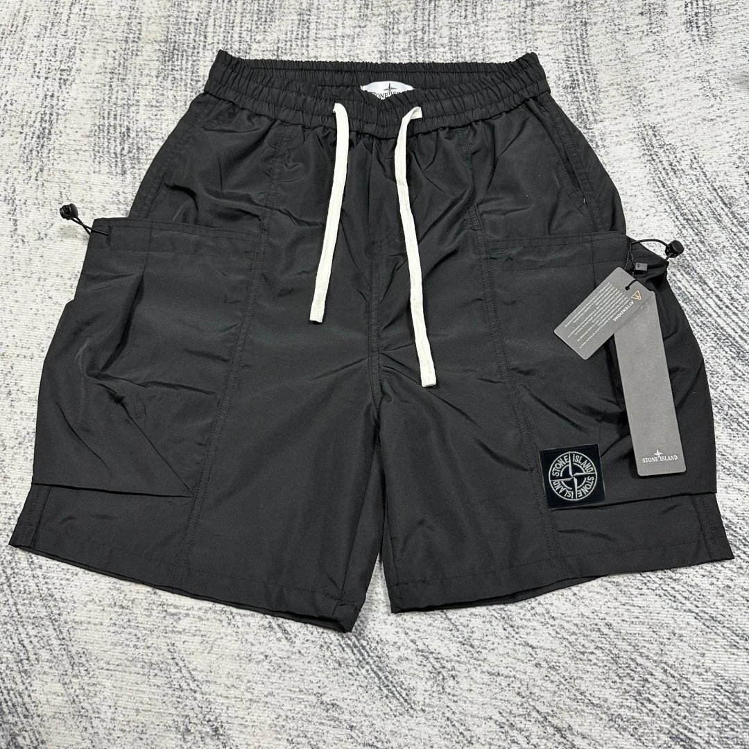 Stone Island T-shirt/Shorts( 40 + styles)