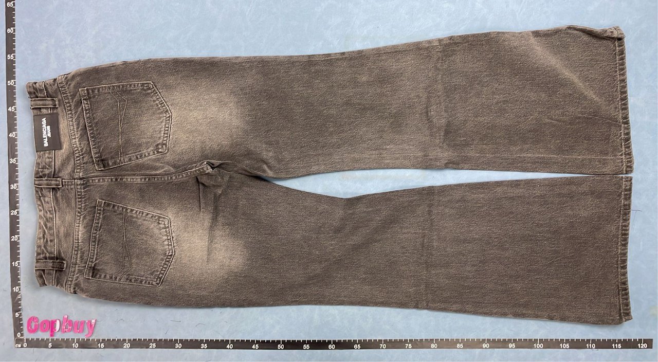 Levi's Vintage Clothing Women's High-Rise Flared Jeans