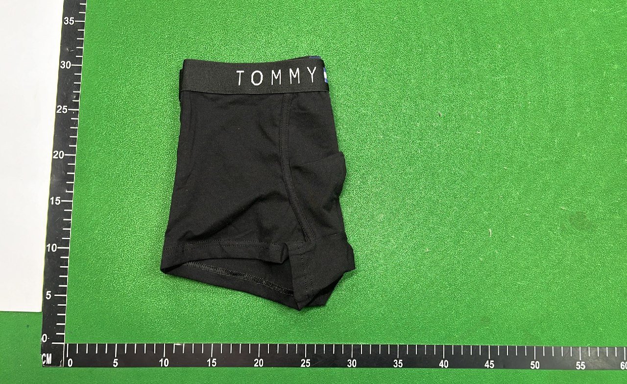 Men's Tommy Hilfiger Underwear Set - Comfortable and Stylish Boxer Briefs