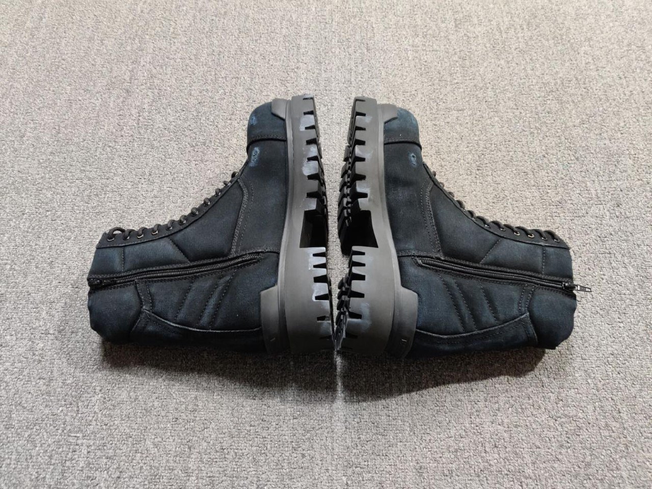 Dr.Martens Combat Boots - Durable Leather Military Style Footwear