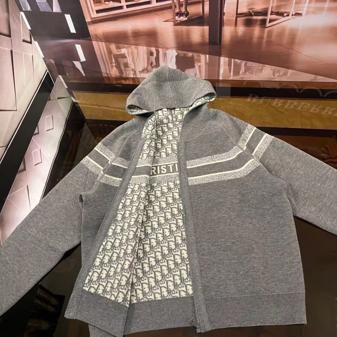  Burberry LV Gucci Dior sweater sweatshirt jacket