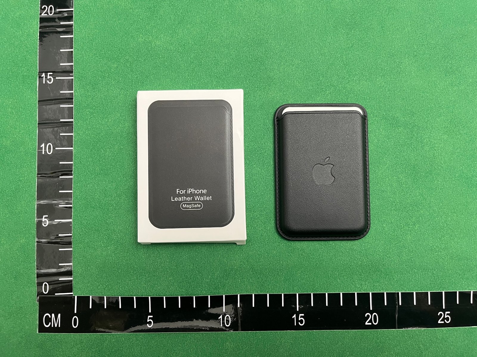 iPhone MagSafe Wallet Case